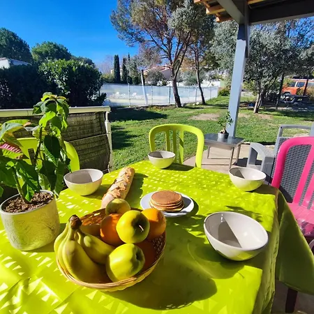 Les Gites De Ginestas Extérieur photo